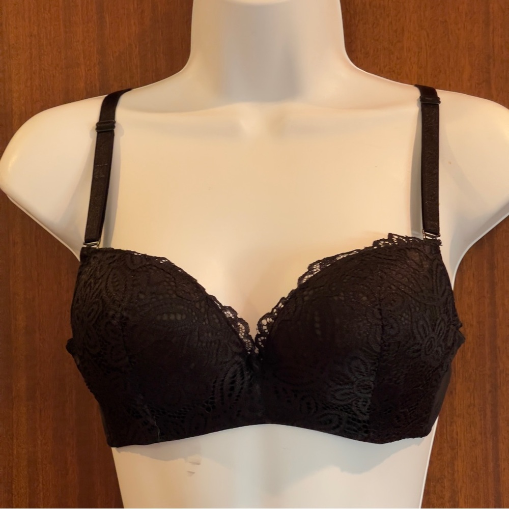SHEIN Elegant Black Lace Bra